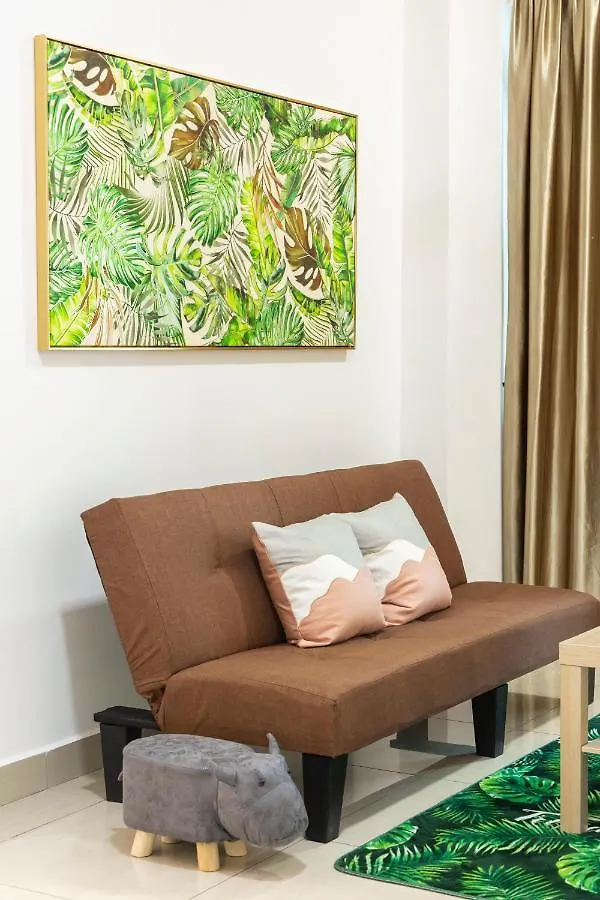 アパート Mount Austin Midori Green 10 Pax Free Wi-Fi 500Mbps Netflix ジョホールバル