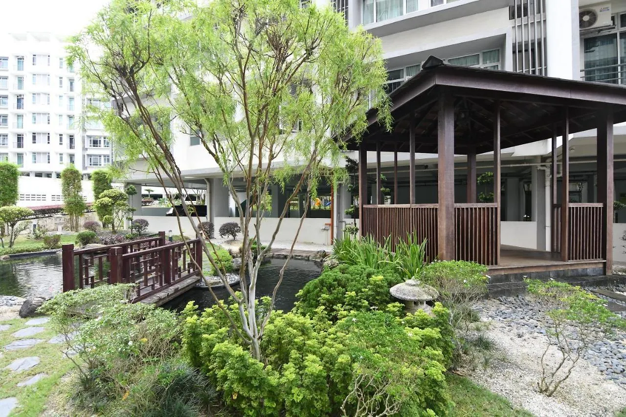 Mount Austin Midori Green 10 Pax Free Wi-Fi 500Mbps Netflix Johor Bahru 0*,  Malasia