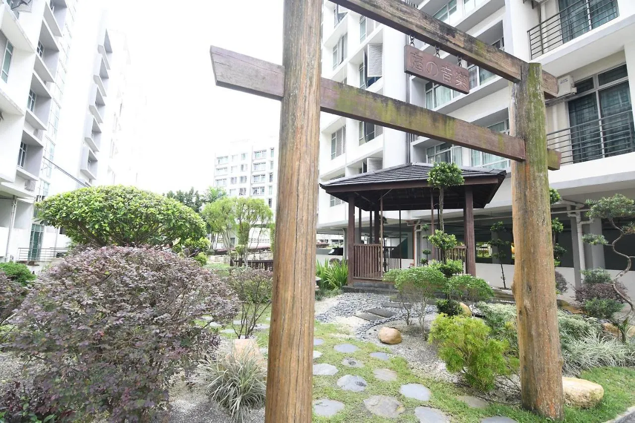 Mount Austin Midori Green 10 Pax Free Wi-Fi 500Mbps Netflix Johor Bahru