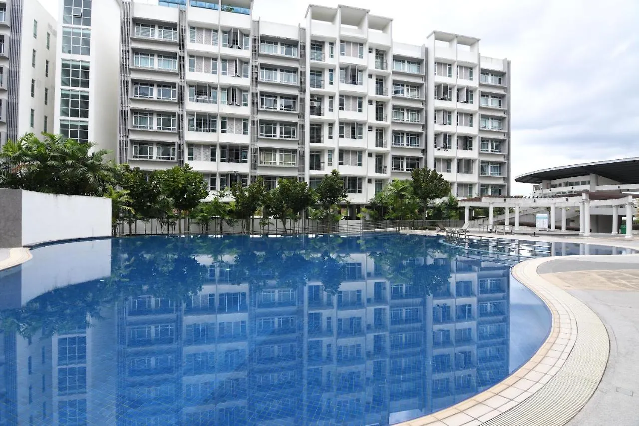 Mount Austin Midori Green 10 Pax Free Wi-Fi 500Mbps Netflix Johor Bahru 0*,