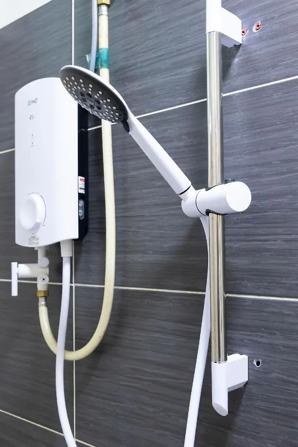 Apartamento Mount Austin Midori Green 10 Pax Free Wi-Fi 500Mbps Netflix Johor Bahru