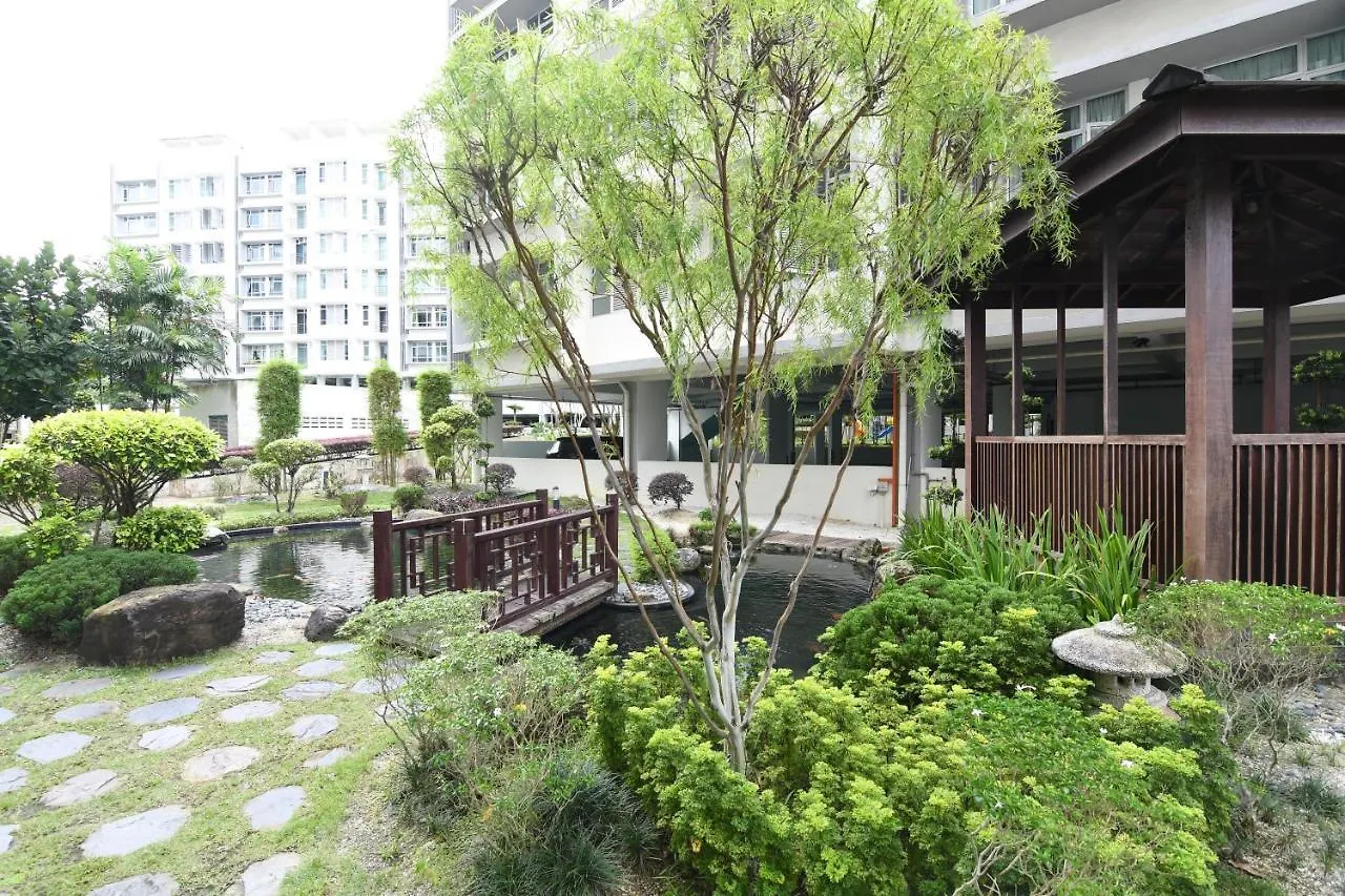 Mount Austin Midori Green 10 Pax Free Wi-Fi 500Mbps Netflix Johor Bahru Malasia