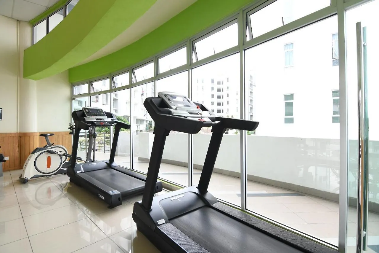 Mount Austin Midori Green 10 Pax Free Wi-Fi 500Mbps Netflix Johor Bahru