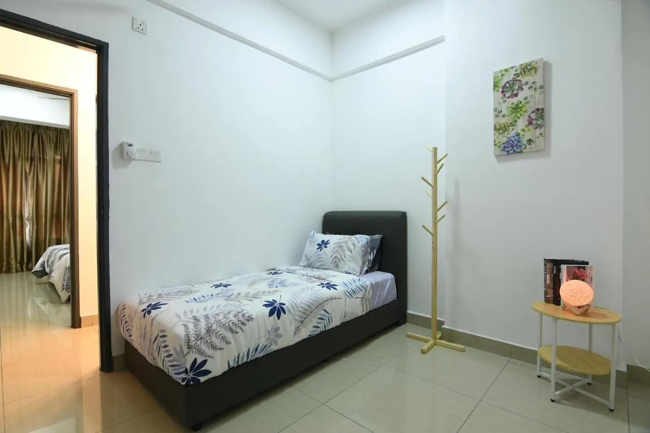 Mount Austin Midori Green 10 Pax Free Wi-Fi 500Mbps Netflix Johor Bahru Malasia